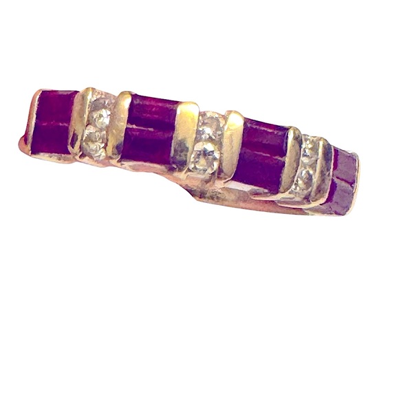 Jewelry - Vintage Ruby and Diamond Stackable Band Ring set in 14K White Gold. Size 7 EUC